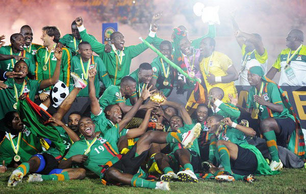 老佛爷祝贺克罗斯获德国骑士十字勋章：曾拥有过你是一种荣幸（老佛爷恭贺克罗斯荣膺德国骑士十字勋章：拥有你，我们何其有幸）