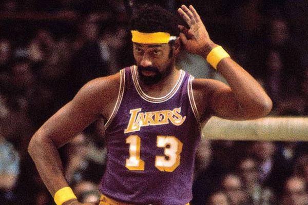 弗兰克喊话球迷：没有你们，我们什么都不是，但这足够吗（弗兰克向球迷发声：没有你们我们什么都不是，可这够了吗）