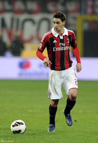 迪卡尼奥：希门尼斯的绝杀巴雷拉要负责，他就站在那里不动（迪卡尼奥：希门尼斯绝杀丢球巴雷拉难辞其咎，他当时只是站着不动）