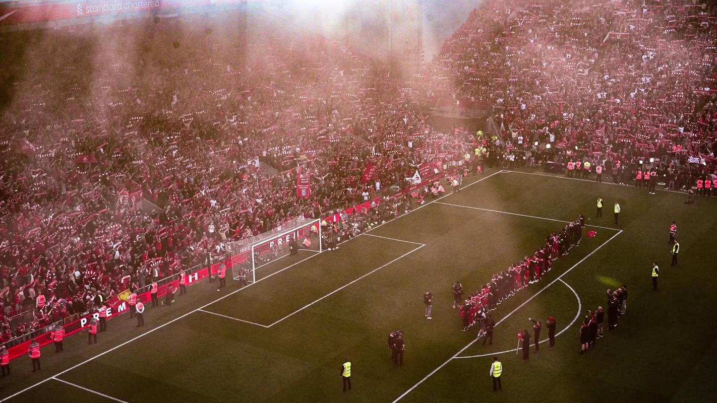 尹鸿博：明天是我生涯最后一场中超，因伤不得不做出退役选择（尹鸿博宣布因伤退役：明日将出战生涯最后一场中超）