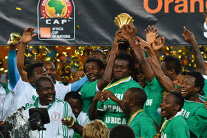 蓝军近10次过招枪手仅1胜，能否打破1561天不胜魔咒？（蓝军近10战枪手仅胜一场，能否终结长达1561天的不胜尴尬？）