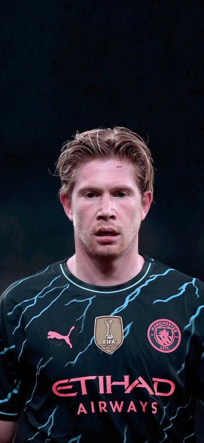 爱德华兹生涯已101次单场得分30+，追平唐斯并列队史第一（爱德华兹生涯第101次单场30+，与唐斯并列队史第一）