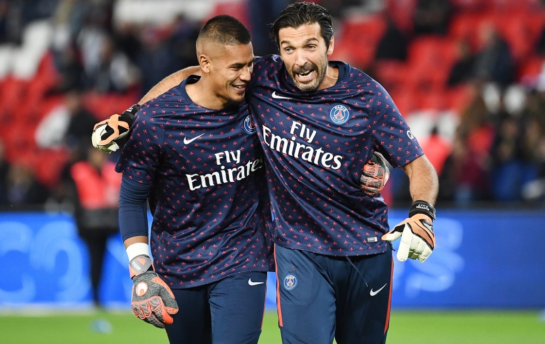 足球世界杯亚洲区最新赛事分析（足球世界杯亚洲区最新赛况解析）