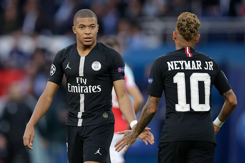 阿森纳欧冠遇马竞铁血防守 数据：枪手利刃破敌（欧冠硬碰马竞铁壁，数据称枪手锋芒可破阵）