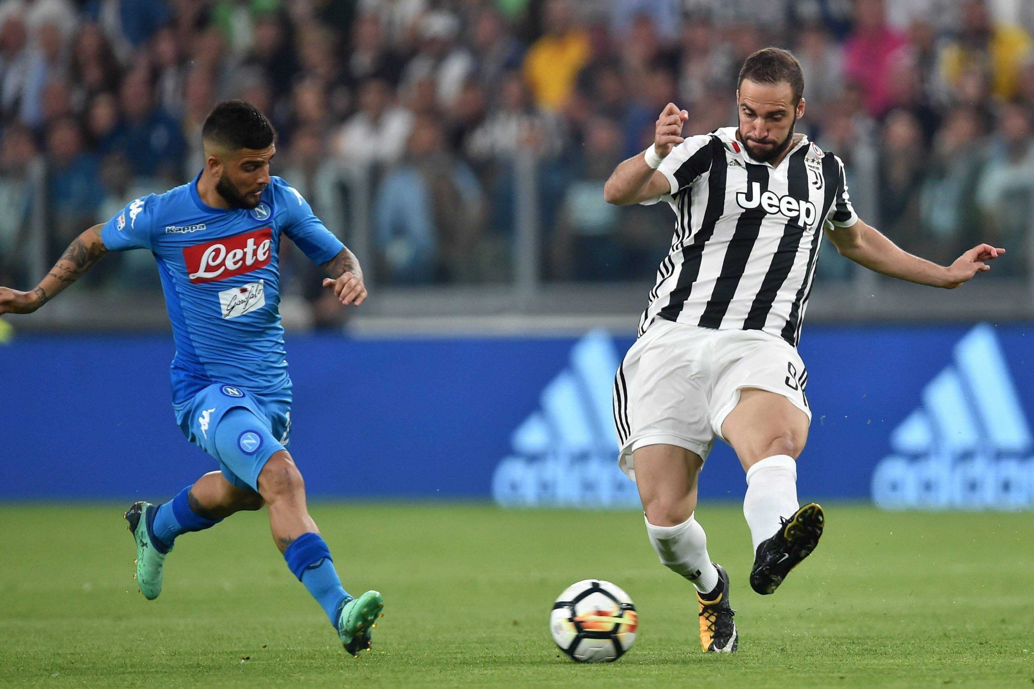 官方：广岛三箭巴西外援儒尼奥尔合同到期，赛季结束离队（官宣：广岛三箭巴西外援儒尼奥尔合同到期，赛季末将离队）